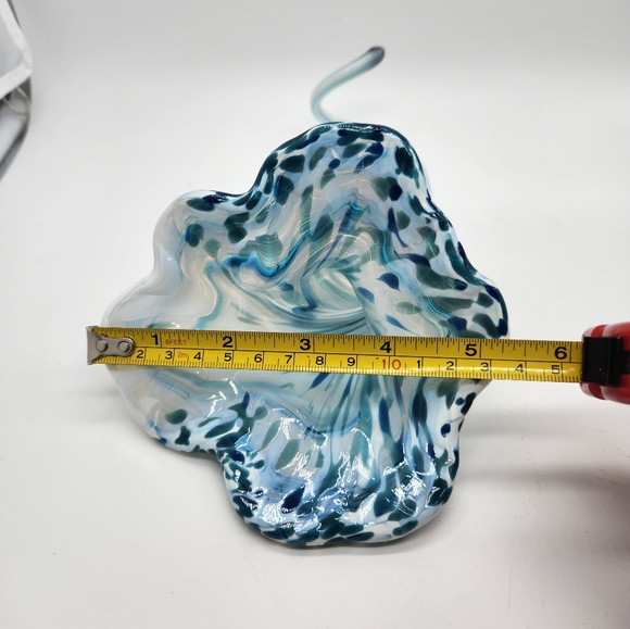 Handblown artglass flower color infused blue white - Picture 6 of 9